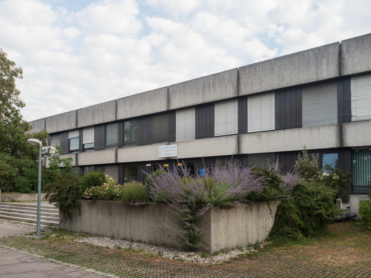 Fakultät für Physik in Garching